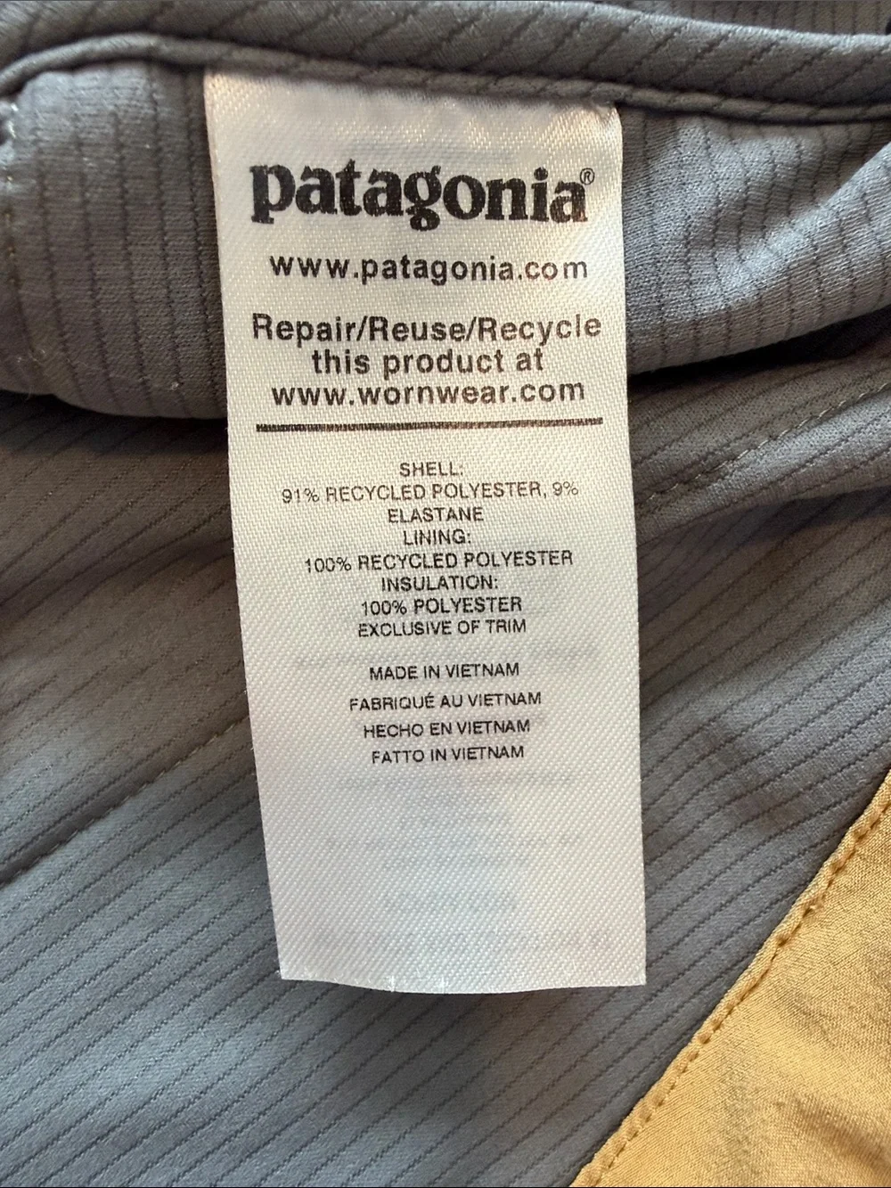 Patagonia Men’s Pack In Pullover Hoody - Picture 3 of 6